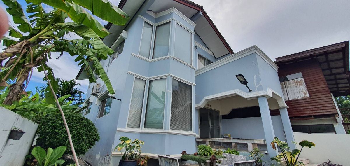 ขายบ้านอ่อนนุช อุดมสุข : ขายบ้านเดี่ยว 2 ชั้น  มบ.ผกามาศ ปรีดีย์พนมยงค์ 14  พระโขนง กรุงเทพ  150 ตรว. เพียงตรว.ละ 1 แสนบาทเท่านั้น  (หากต้องการที่ดินเปล่า ยินดีรื้อสิ่งปลูกสร้างออก)