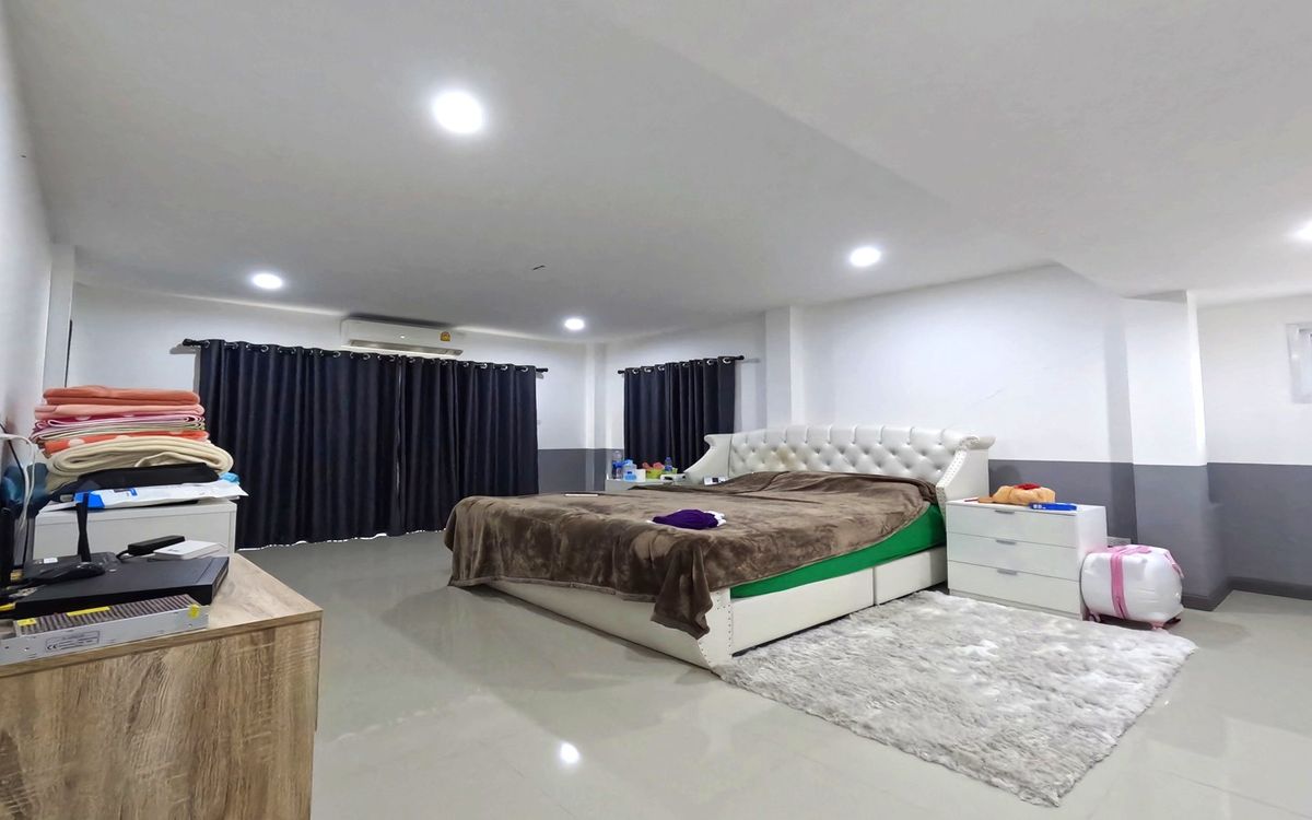 For SaleHousePinklao, Charansanitwong : Single house for sale, Im Amphon 2, corner house, Soi Ratchaphruek 9, Taling Chan.