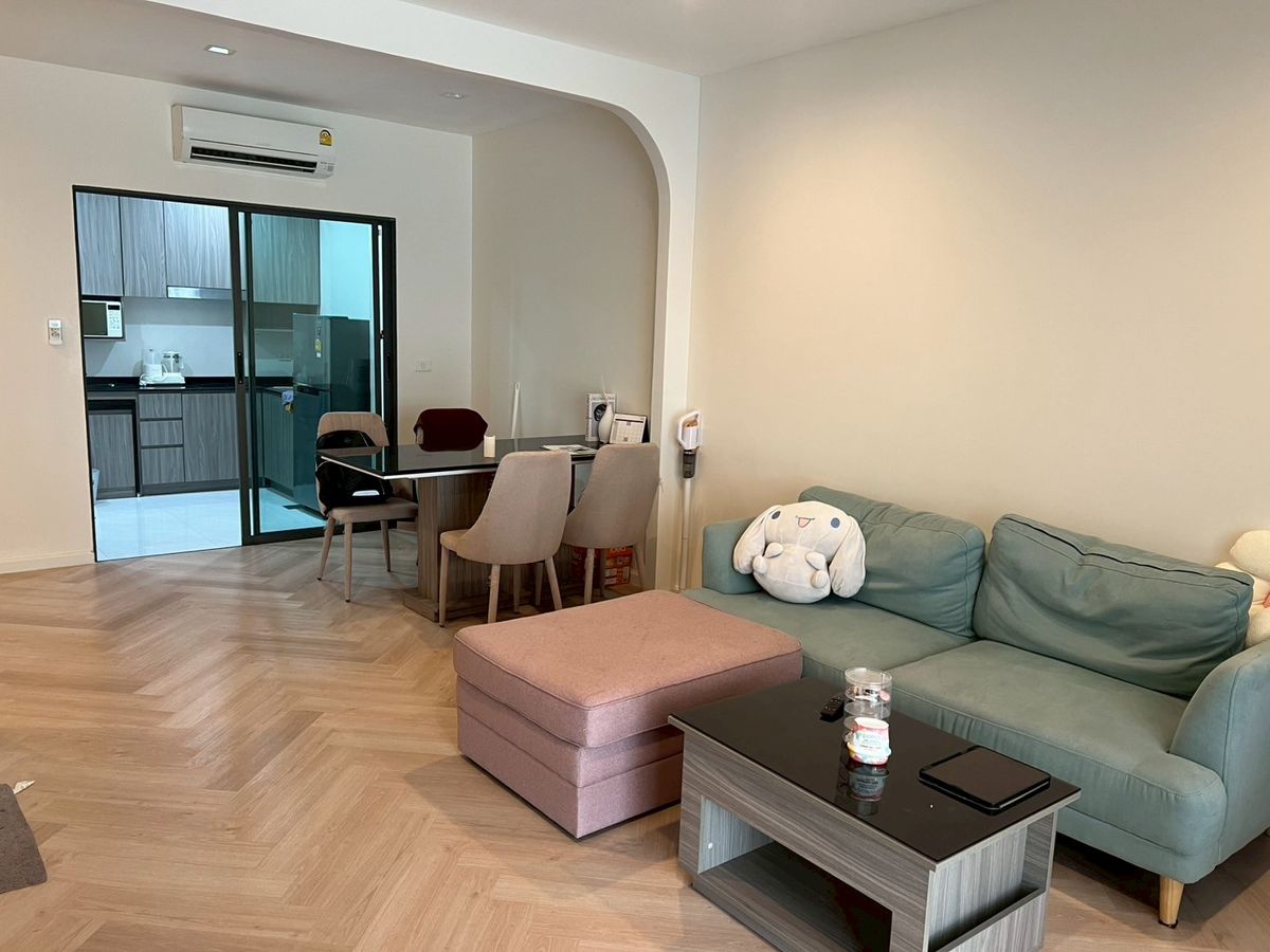 ให้เช่าทาวน์โฮมลาดกระบัง สุวรรณภูมิ : 🏢 Home for Rent |  EIGEN Rama 9 | 182 Sq.m., 3 Bed  - 4 Bath | 55,000 thb.