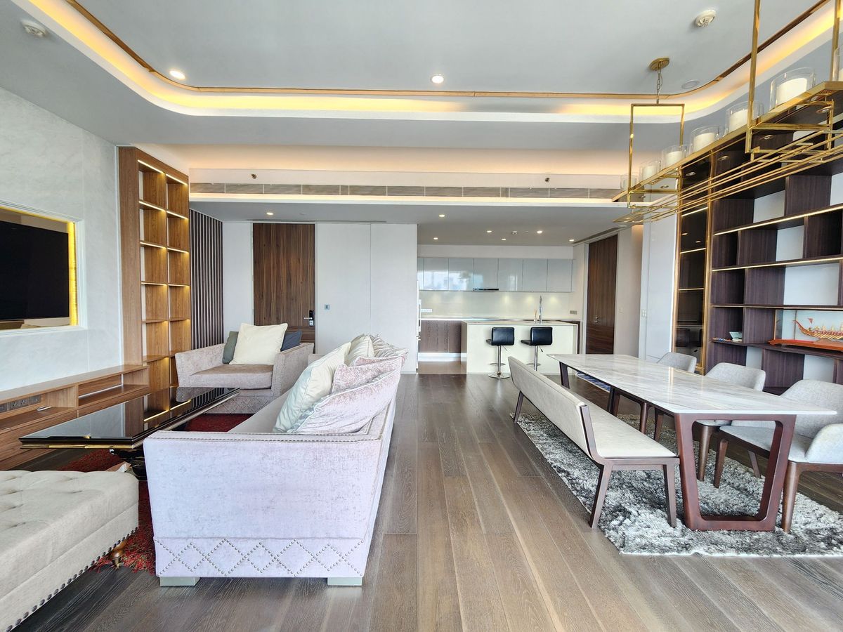 For RentCondoSathorn, Narathiwat : TELA Thonglo 3 Bedroom Condo with Stunning Unblocd ​​View for Rent or Sale