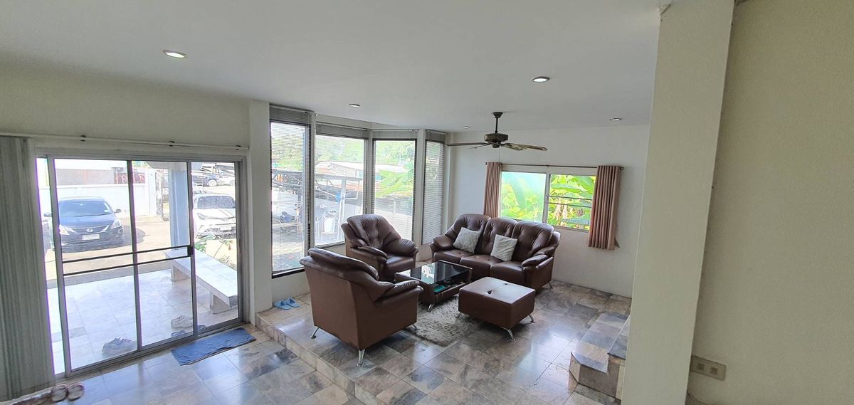 ขายบ้านอ่อนนุช อุดมสุข : ขายบ้านเดี่ยว 2 ชั้น  มบ.ผกามาศ ปรีดีย์พนมยงค์ 14  พระโขนง กรุงเทพ  150 ตรว. เพียงตรว.ละ 1 แสนบาทเท่านั้น  (หากต้องการที่ดินเปล่า ยินดีรื้อสิ่งปลูกสร้างออก)