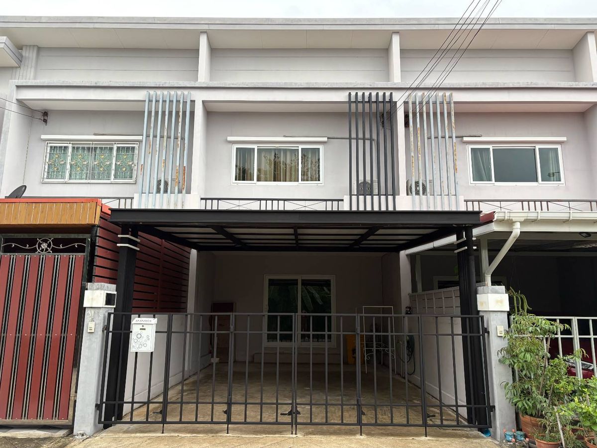 ขายทาวน์โฮมบางแค เพชรเกษม : สภาพใหม่มาก ทาวน์เฮ้าส์ 22.5 ตรว หมู่บ้านหรรษาเอส เพชรเกษม 79 เขตหนองแขม
