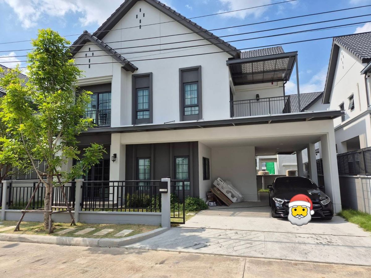 For RentHouseSamut Prakan,Samrong : 🏡✨ Luxurious detached house for rent, Centro, Bang Na-Srinakarin 💼 Luxury Fully Furnished, ready to move in! The first hand is decorated in every corner. Suitable for executives Foreign family #Foreign acceptance #registered+20%