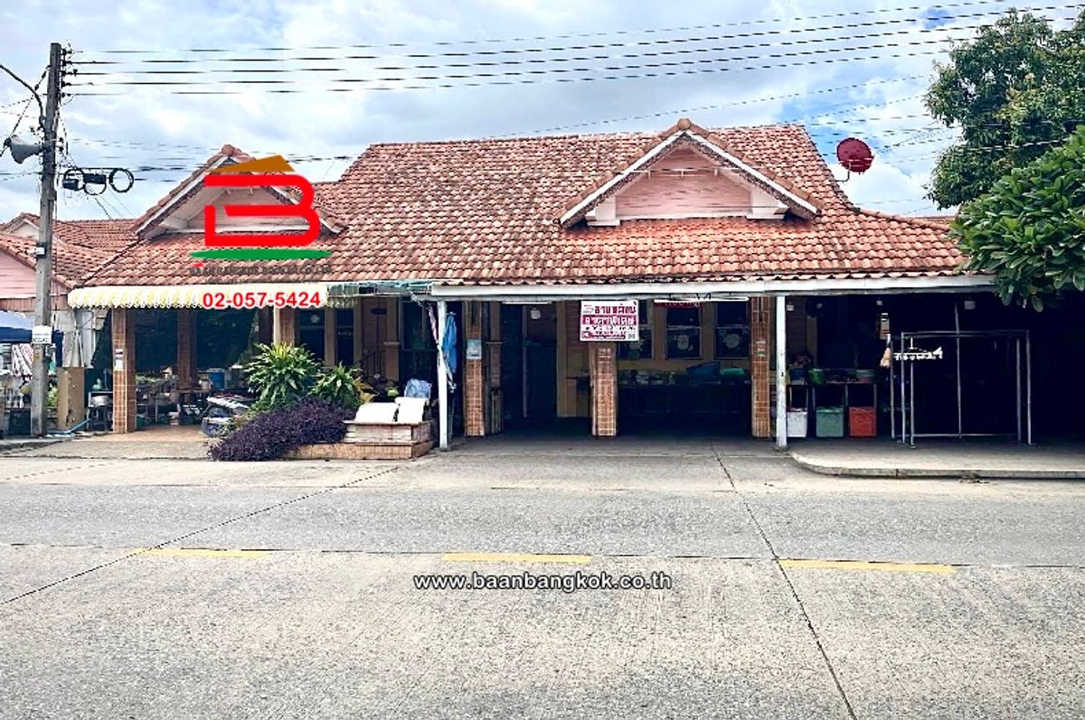 ขายบ้านปทุมธานี รังสิต ธรรมศาสตร์ : บ้านเดี่ยว หมู่บ้าน วรารักษ์ รังสิต คลอง 3 เนื้อที่ 55.1 ตร.ว หมู่บ้านติดถ.โยธาธิการคูคต-คลองหลวง ตำบลคลองสาม อำเภอคลองหลวง จังปทุมธานี