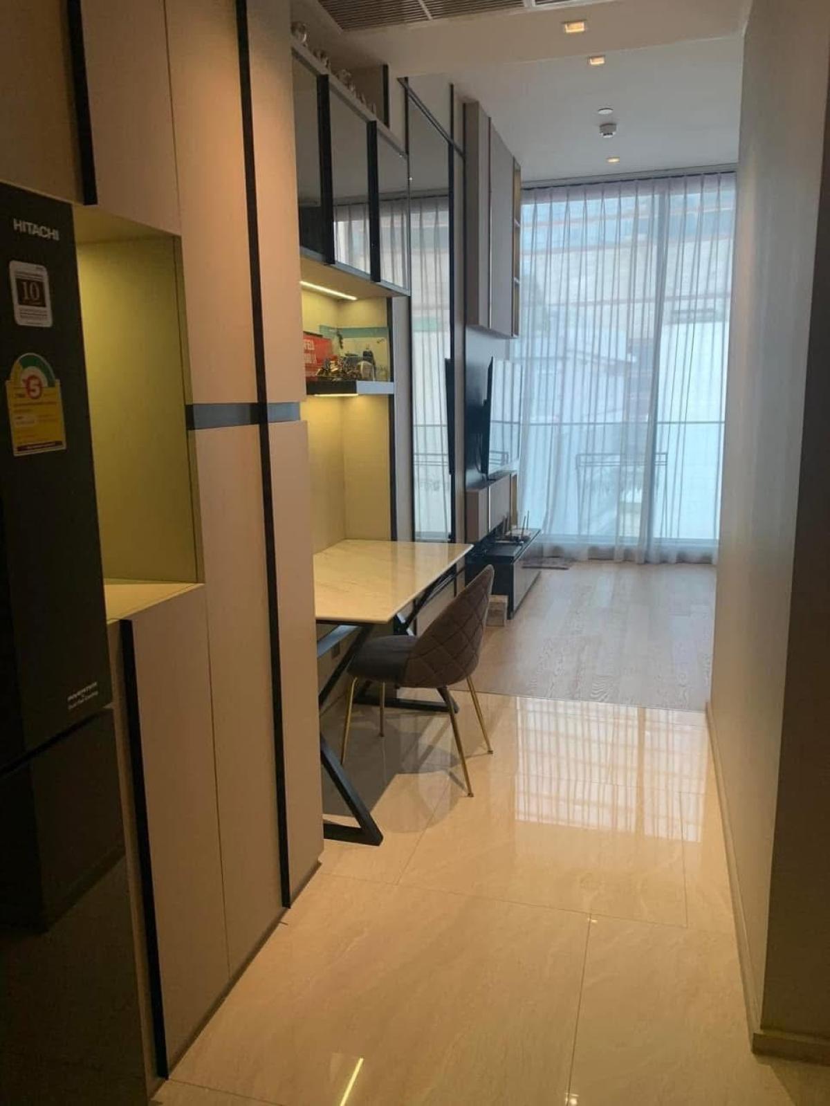 ให้เช่าคอนโดสีลม ศาลาแดง บางรัก : 03/04/2026, Luxury 1-Bed Condo at Ashton Silom – BTS Chong Nonsi, Fully Equipped! 
Rent 45,000 THB/month, Near Lumpini Park & Central Silom! 0642748883