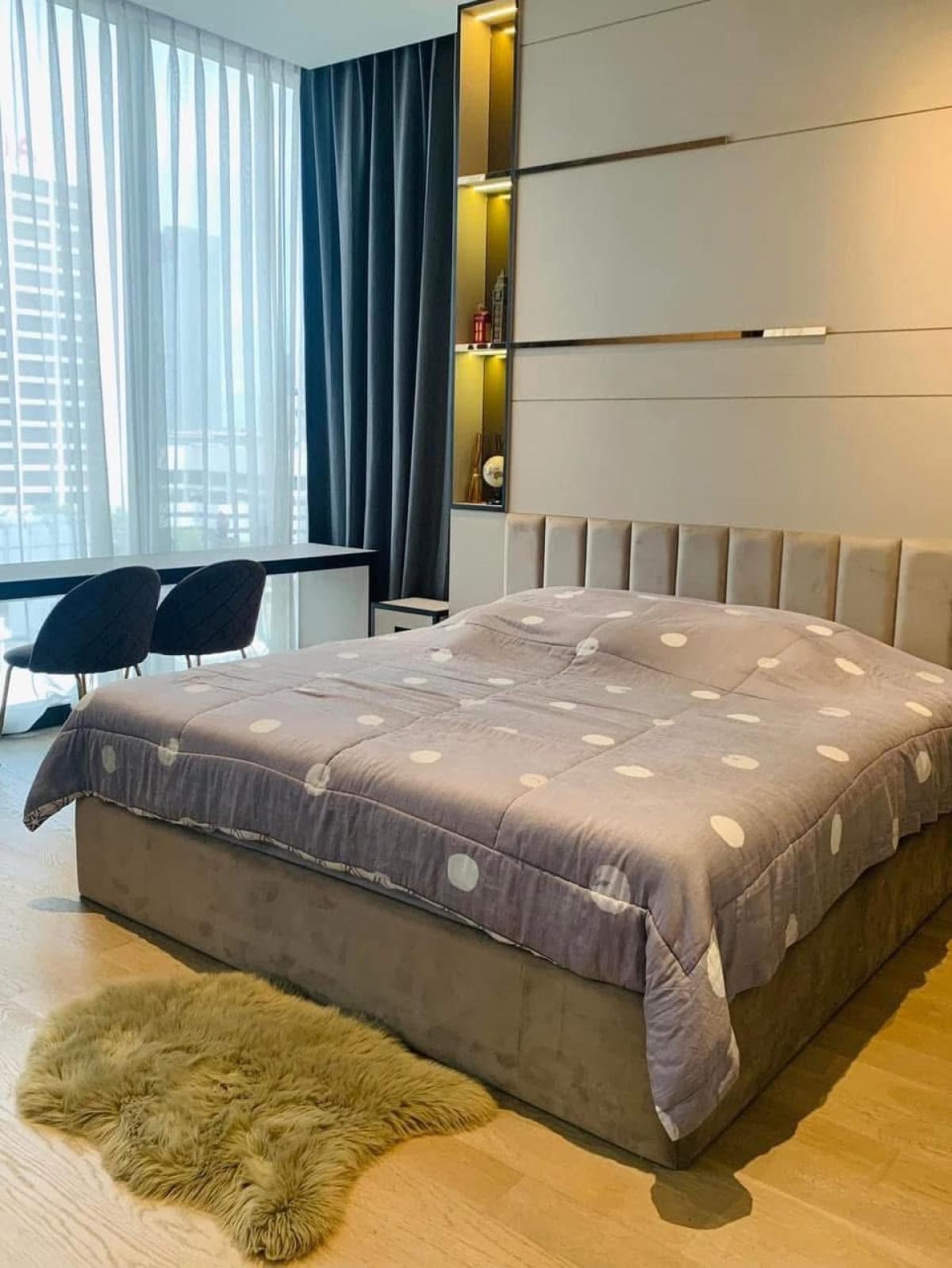 ให้เช่าคอนโดสีลม ศาลาแดง บางรัก : 03/04/2026, Luxury 1-Bed Condo at Ashton Silom – BTS Chong Nonsi, Fully Equipped! 
Rent 45,000 THB/month, Near Lumpini Park & Central Silom! 0642748883