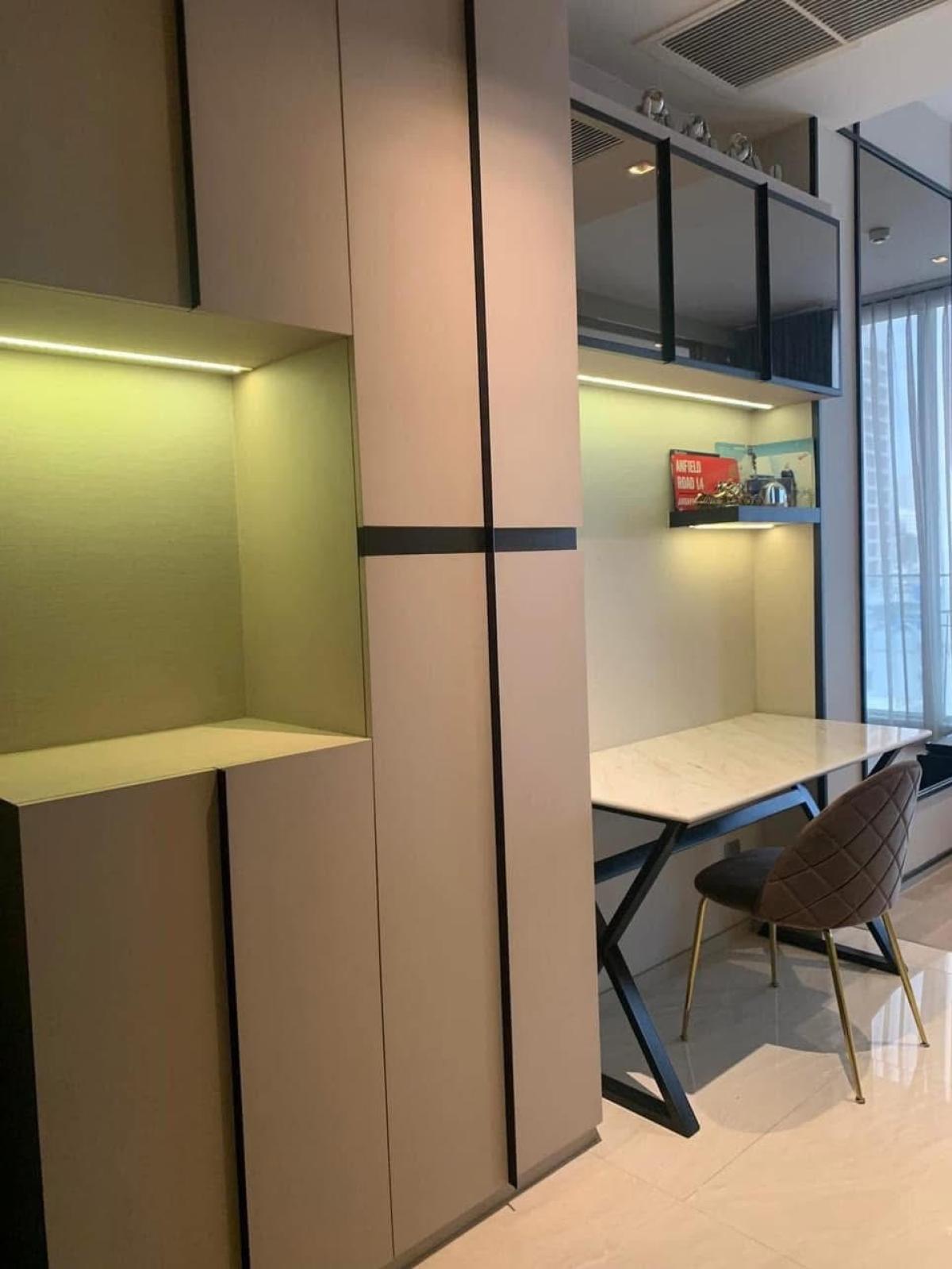 ให้เช่าคอนโดสีลม ศาลาแดง บางรัก : 03/04/2026, Luxury 1-Bed Condo at Ashton Silom – BTS Chong Nonsi, Fully Equipped! 
Rent 45,000 THB/month, Near Lumpini Park & Central Silom! 0642748883