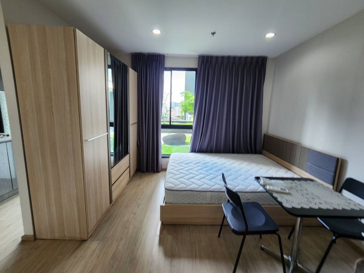For RentCondoThaphra, Talat Phlu, Wutthakat : Ideo Sathorn Thapra Condo for Rent (IDEO Sathorn Thapra) next to BTS Pho Nimit 300 meters with complete furniture+ 2 bedrooms+ 2 cars only 15,000 baht.
