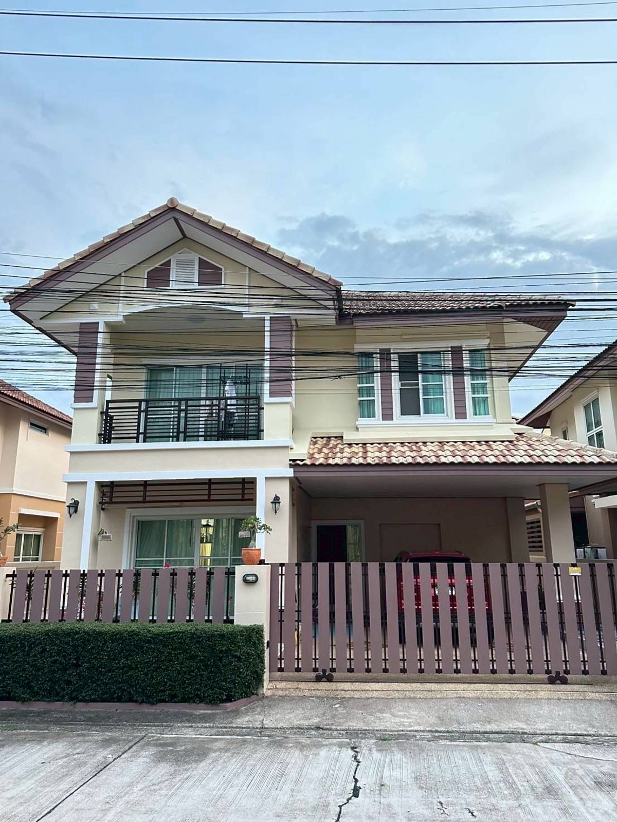 For RentHousePattaya, Bangsaen, Chonburi : House for rent in Pattaya, 3 bedrooms, 3 bathrooms, fully furnished