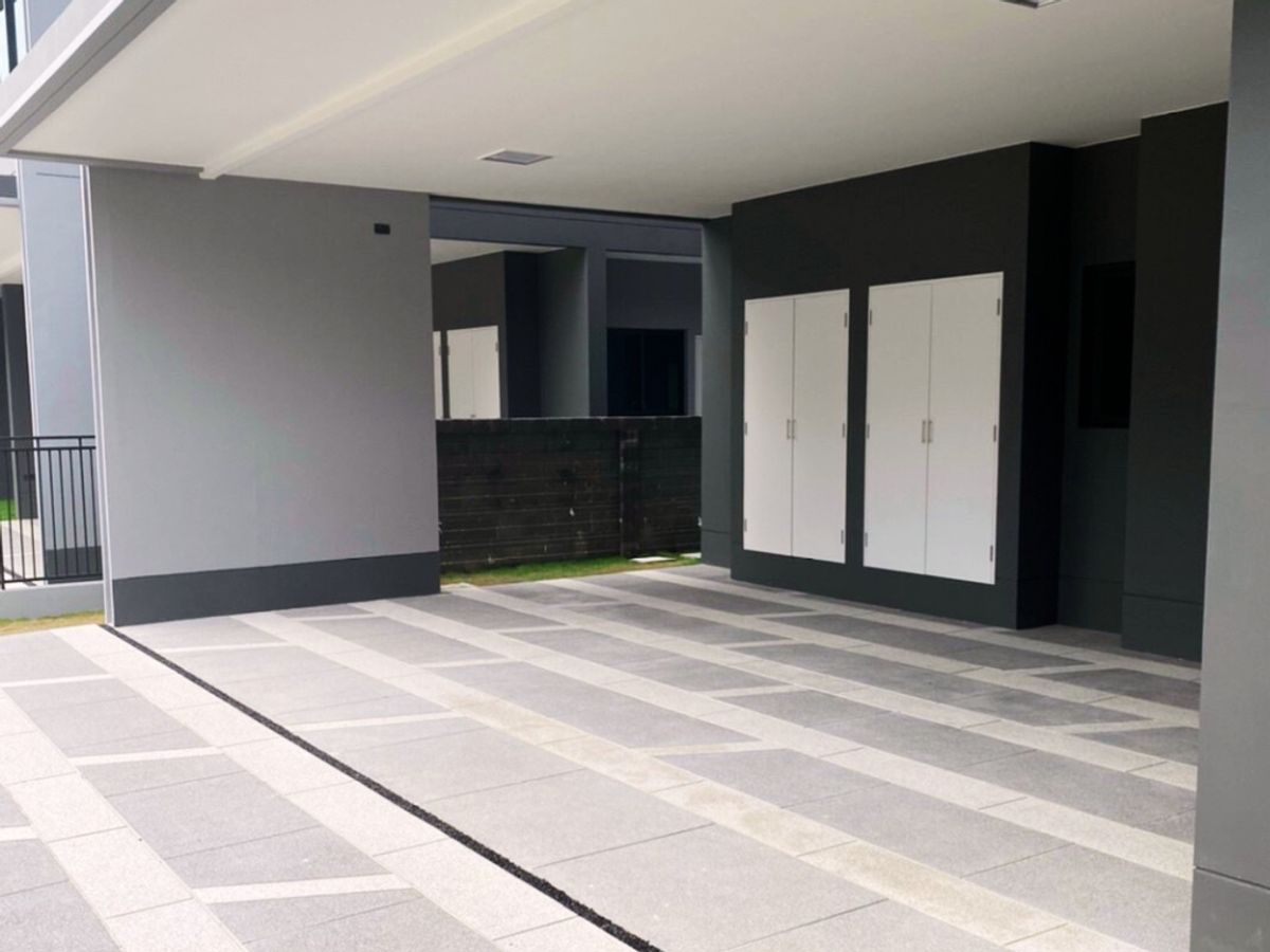 HousePattanakan, Srinakarin : For Sale / Rent Fully furnished luxury detached house with premium finishes – move-in ready!