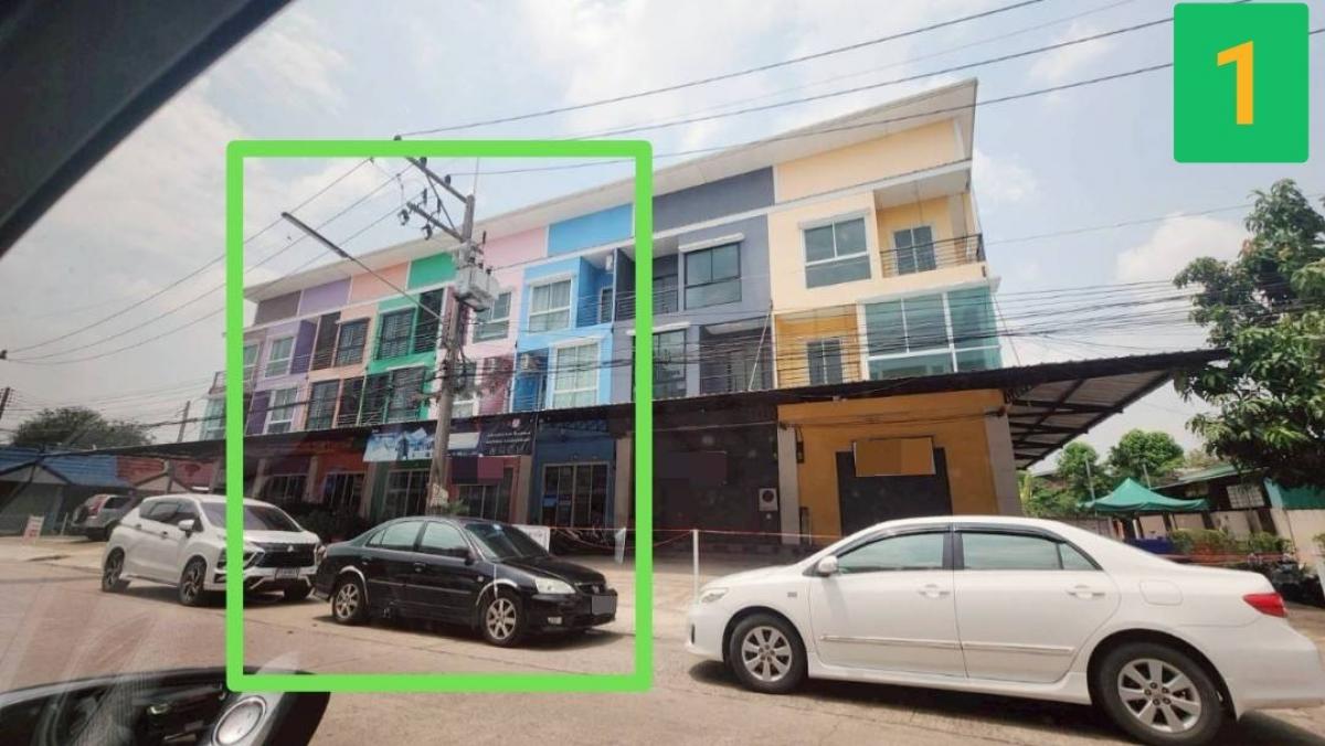 ขายอาคารพาณิชย์ปทุมธานี รังสิต ธรรมศาสตร์ : 🏢 ขายอาคารพาณิชย์ 3.5 ชั้น ทำเลทอง ถนนรังสิต-นครนายก ย่านชุมชน เหมาะทำธุรกิจ+อยู่อาศัย 🏡📍ทำเลดีมาก! ติดถนนรังสิต-นครนายก ใจกลางชุมชน ใกล้ตลาด ห้างชั้นนำ ร้านสะดวกซื้อ โรงเรียน และแหล่งจับจ่าย📍เหมาะสำหรับเปิดร้านค้า คลินิก คาเฟ่ หรือออฟฟิศ พร้อมอยู่อาศัยด้