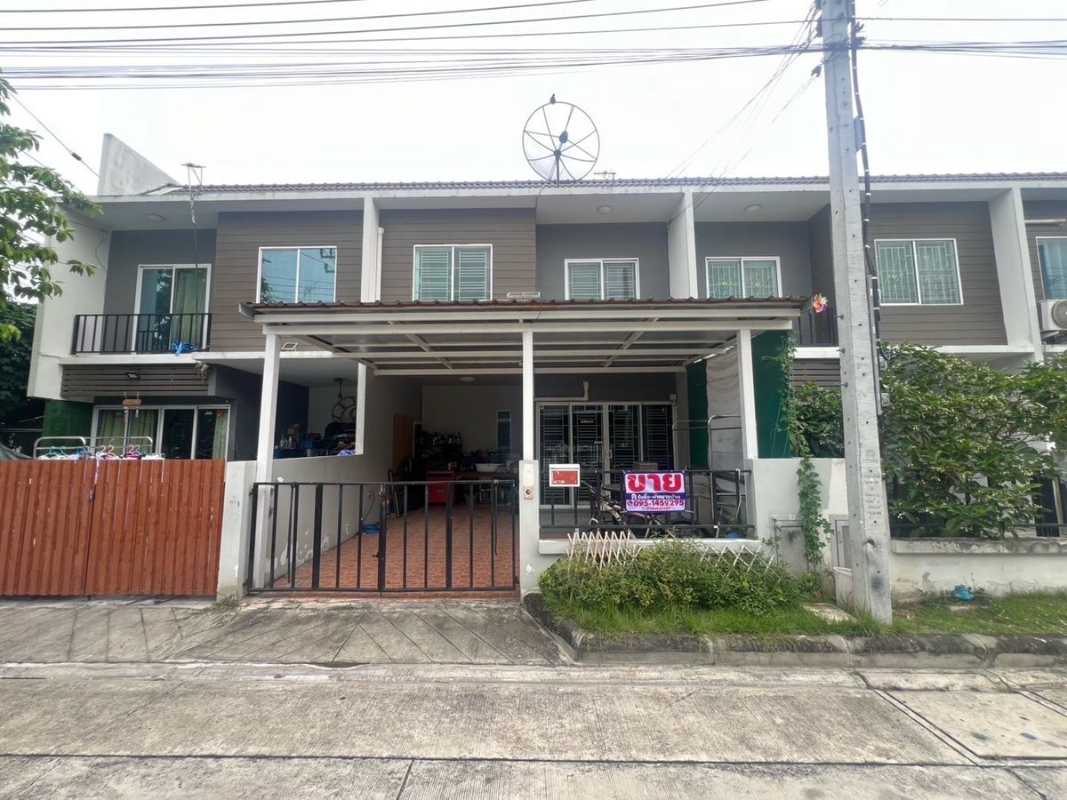 ขายทาวน์โฮมนนทบุรี บางใหญ่ บางบัวทอง : ❗️ขายขาดทุน ต้องการปลดภาระ❗️
🏡ทาวน์โฮม 2 ชั้น หมู่บ้านอารียา เดอะคัลเลอร์ ไทรน้อย
ราคาเพียง 1,690,000 บาท เท่านั้น‼️