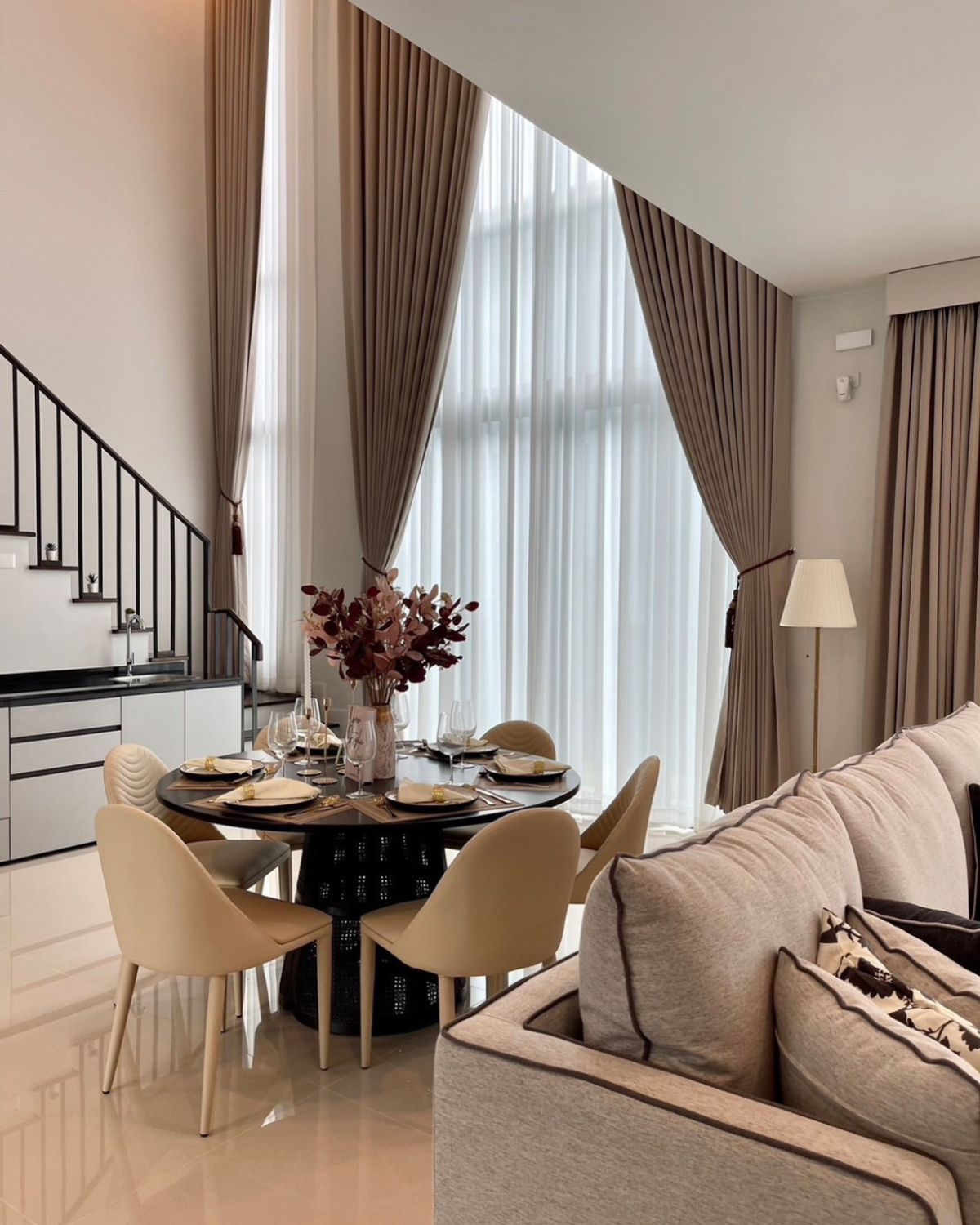 HousePattanakan, Srinakarin : For Sale / Rent Fully furnished luxury detached house with premium finishes – move-in ready!