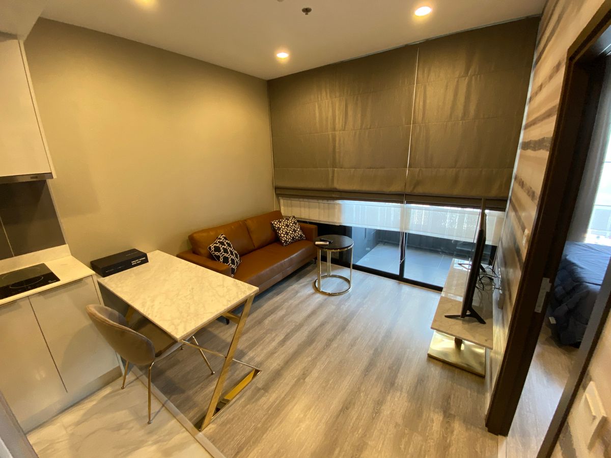 For RentCondoRama9, Petchburi, RCA : For Rent Condo Ideo Mobi Asoke fully furnished (S03-0389)