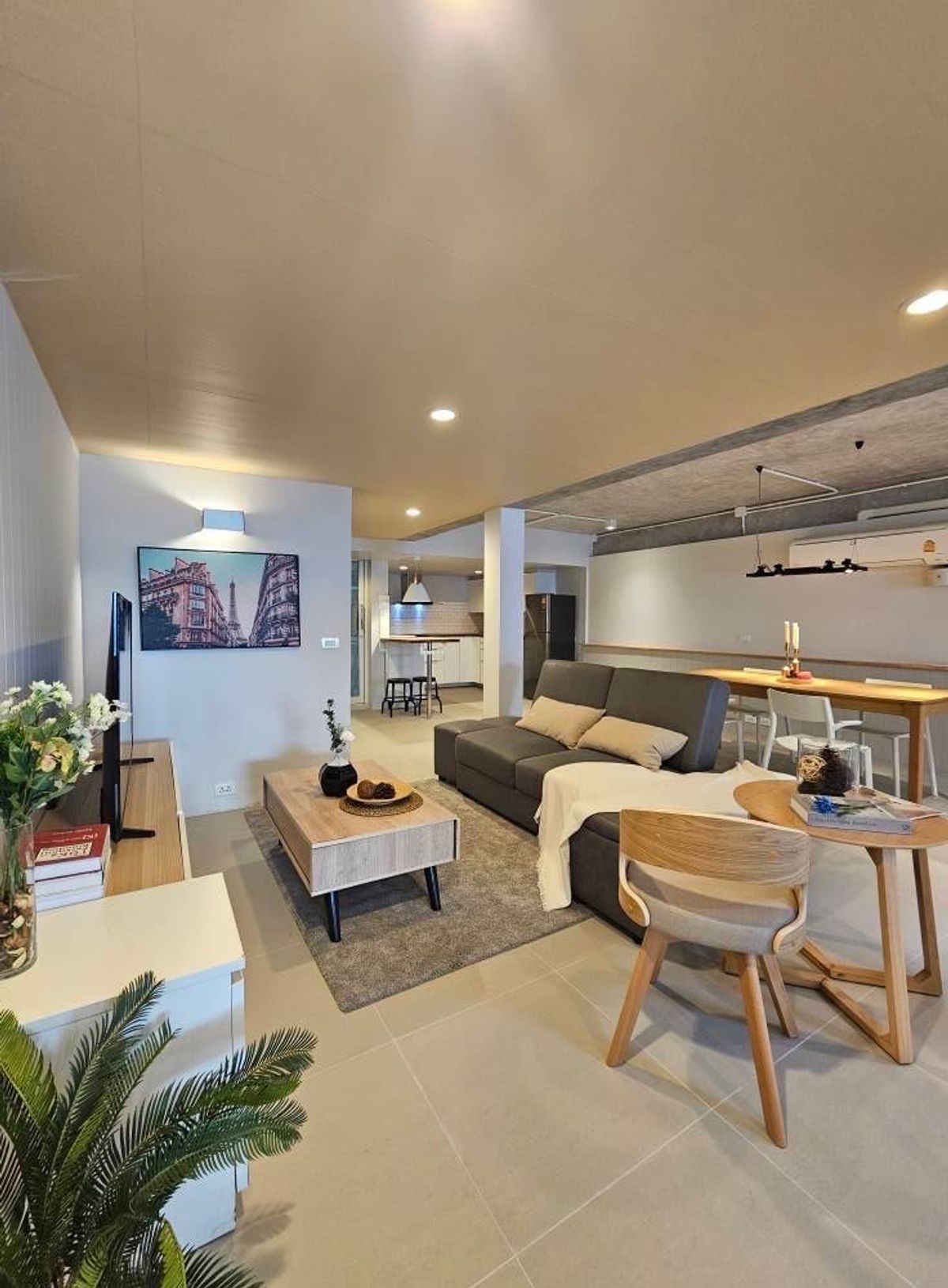 ให้เช่าทาวน์โฮมอ่อนนุช อุดมสุข : 🏡 Pet-Friendly 2-Story Townhouse for Rent 🐶🐱

