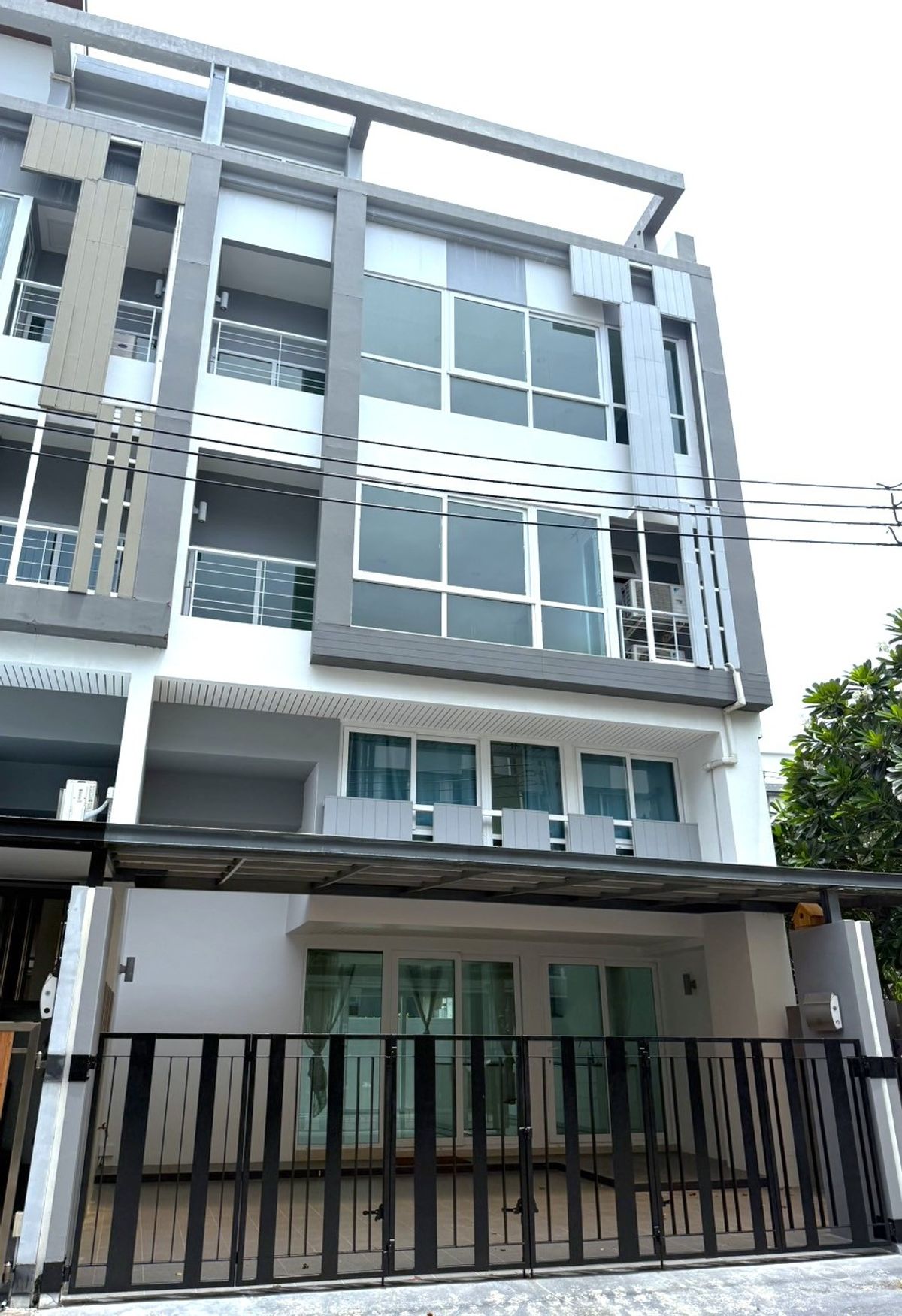 For RentTownhomeChokchai 4, Ladprao 71, Ladprao 48, : HK0381♛ 3 bedroom townhome for rent ⚝ Thai language ♜BTS/MRT-∞099-5919653,065-9423251▚Line@Sure Residence
