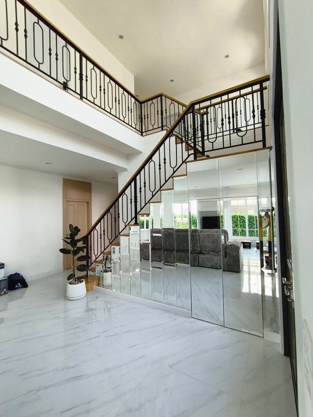 ให้เช่าบ้านสมุทรปราการ สำโรง : ✅Rent✅ Grandio Bangna KM 5
🔥5 bedroom 🔥Special Rental Price