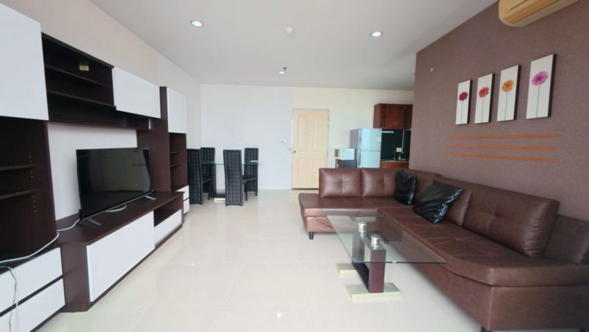 For RentCondoSriracha Laem Chabang Ban Bueng : Renting Sriracha, Condo Location, good in the heart of the city near Robinson Sriracha