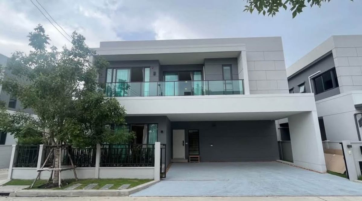 ให้เช่าบ้านบางนา แบริ่ง ลาซาล : ให้เช่าบ้านเดี่ยว 2 ชั้น สวย ฟังก์ชั่นครบ เป็นส่วนตัว **ตื่นเต้นมากกกก บ้านจะว่างกลาง สิงหา นี้แล้ว** 