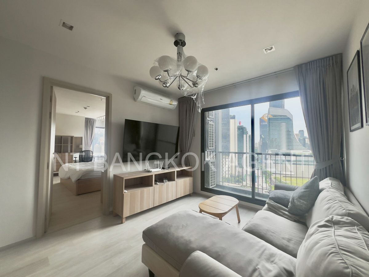 ให้เช่าคอนโดวิทยุ ชิดลม หลังสวน : For Rent  Life One Wireless 2bed 2bath 63 sq.m. ห้องใหญ่ Living กว้าง พร้อมครัวปิด สนใจนัดชมได้ค่า