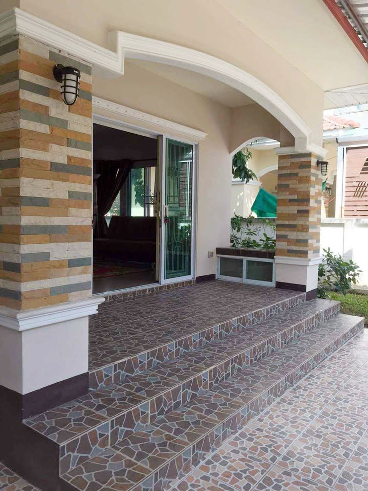 For RentHouseChiang Mai : House in the project Renting 21,000 baht per month, near the Golf Course, Masport Complex, only 10 minutes. No.13H618