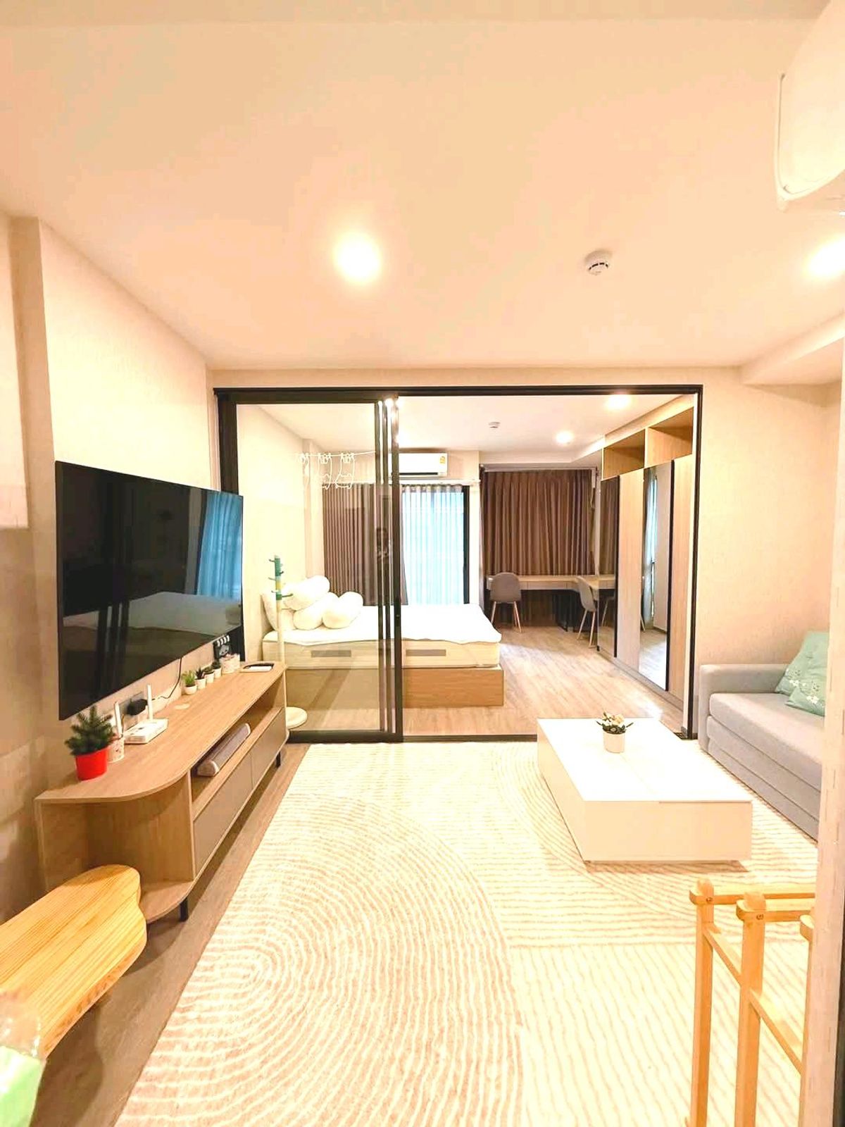 ให้เช่าคอนโดพุทธมณฑล ศาลายา : 🏙️ให้เช่า ห้อง Smart room วิวสระว่ายน้ำ@Salaya one เฟอร์ฯ เครื่องไฟฟ้าครบ ทัก📲or Line: 0616395225