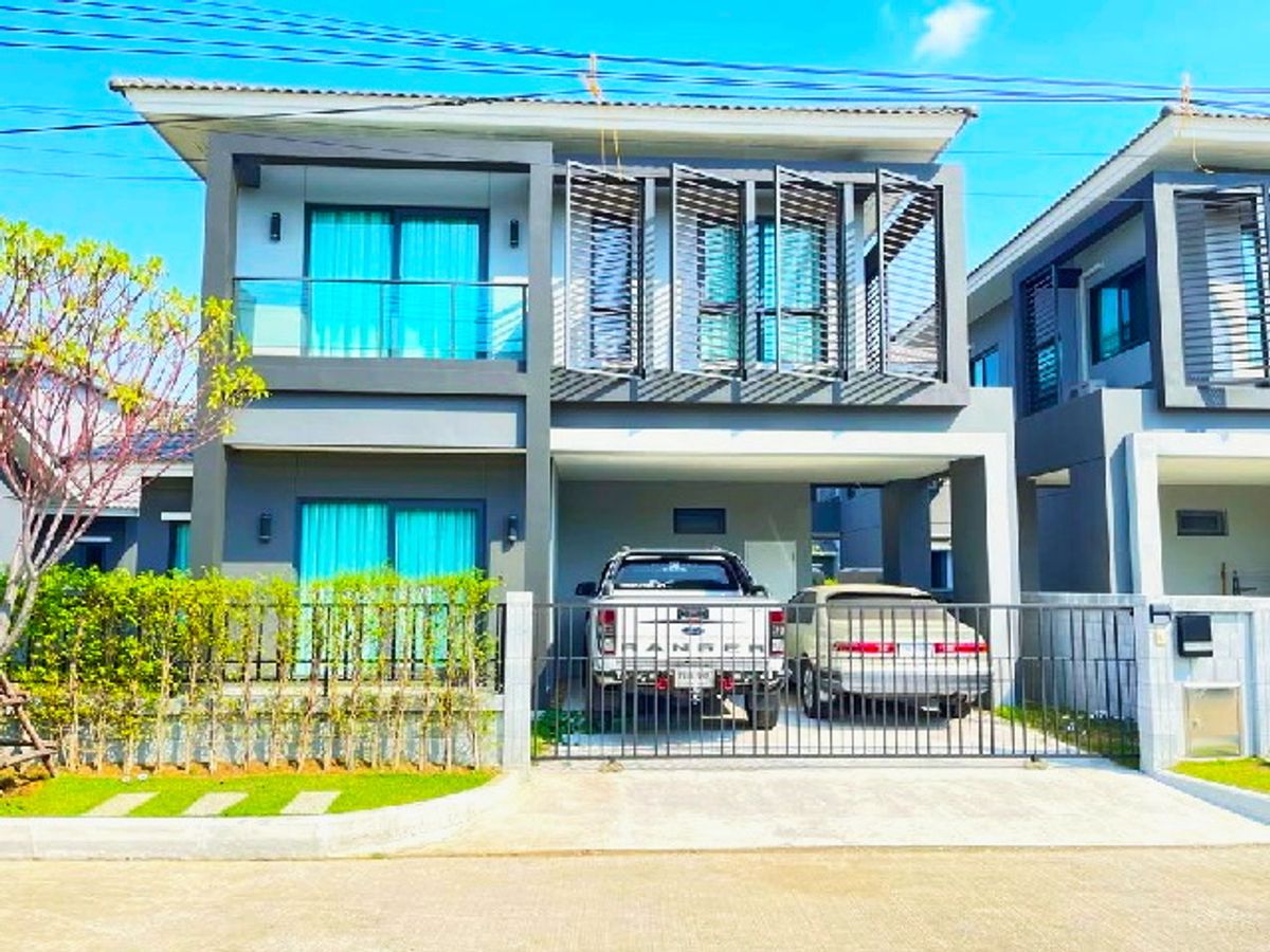 ให้เช่าบ้านบางนา แบริ่ง ลาซาล : เซนโทร 4นอน รักสัตว์ รพ.จุฬารัตน์ 9 แอร์พอร์ต 4 กม. แม็คโคร บางพลี 2 กม.ให้เช่าบ้านเดี่ยว 2ชั้น 50ตร.วา.200ตร.ม.บางนา-กิ่งแก้ว 3 น้ำ