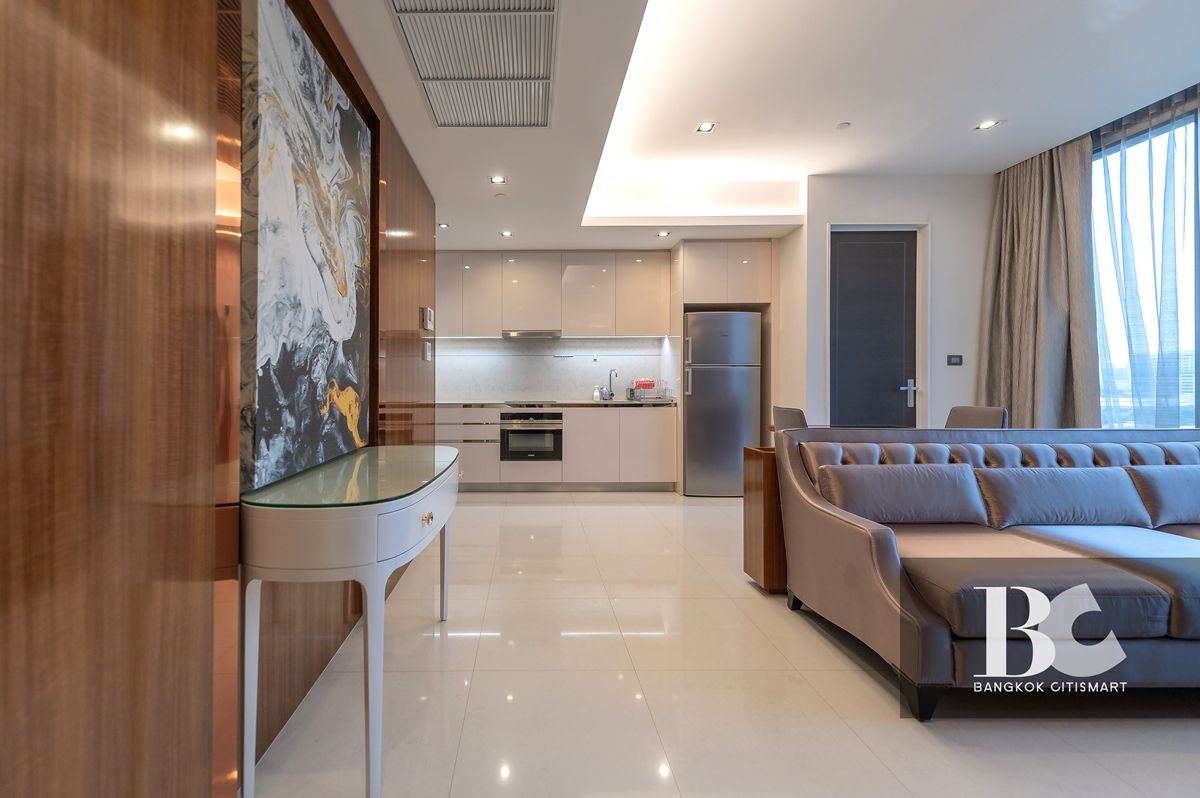 ขายคอนโดสาทร นราธิวาส : The Bangkok Sathorn 1 ห้องนอน 1 ห้องน้ำ 67 ตรม. ราคา 12,260,000 บาท 0659826412/ Line : chatt.06