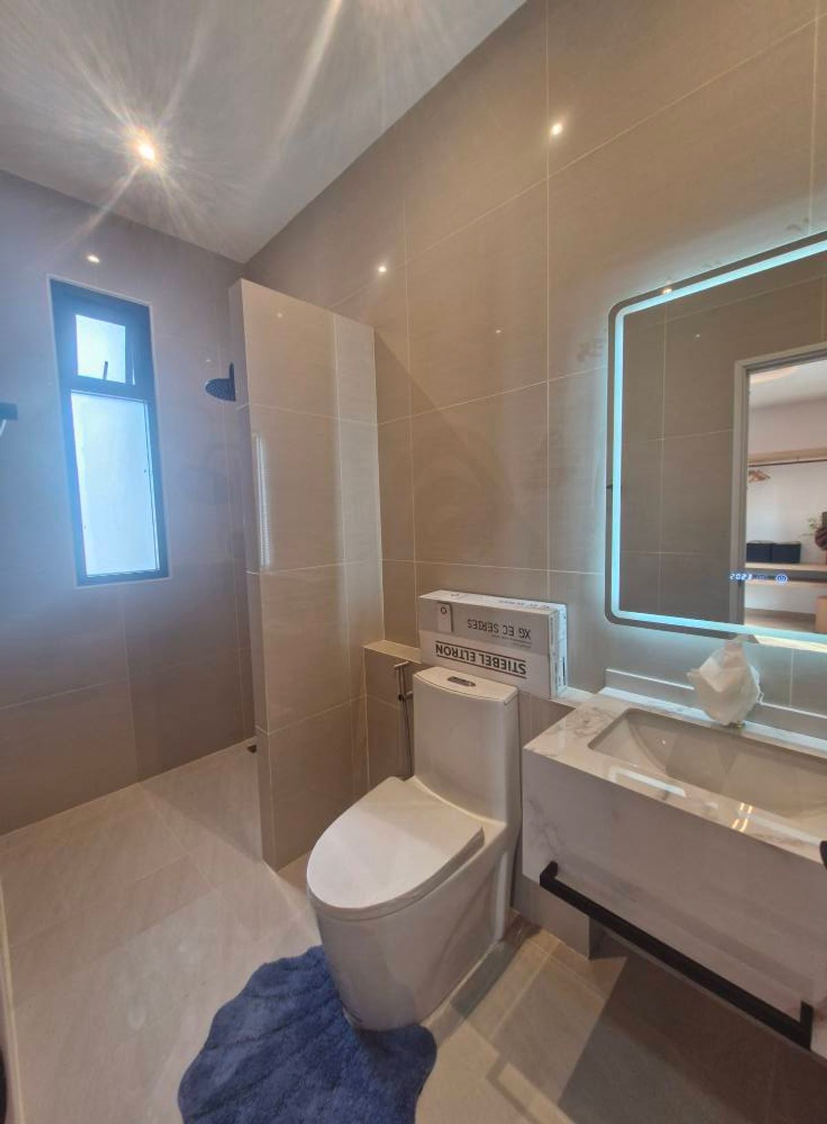 ขายพัทยา บางแสน ชลบุรี สัตหีบ : 🎉🏡 มายรูมพูลวิลล่า พัทยา สไตล์โมเดิร์น Luxury พร้อมสระว่ายน้ำส่วนตัว! ฟังก์ชัน 5 ห้องนอน! 💦