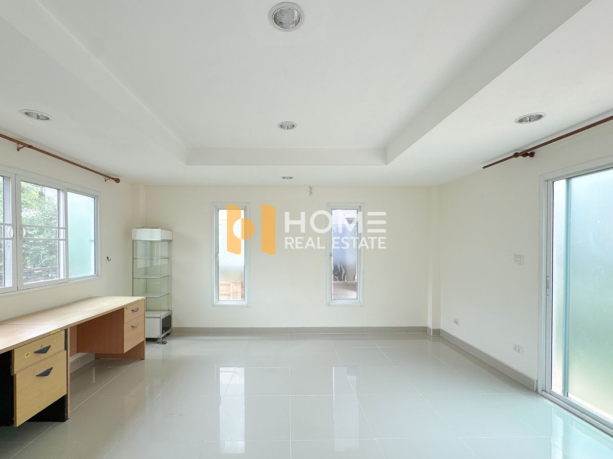 ขายบ้านลาดกระบัง สุวรรณภูมิ : ภัสสร เพรสทีจ อ่อนนุช / 5 ห้องนอน (ขาย), Passorn Prestige Onnut / 5 Bedrooms (FOR SALE) FON038