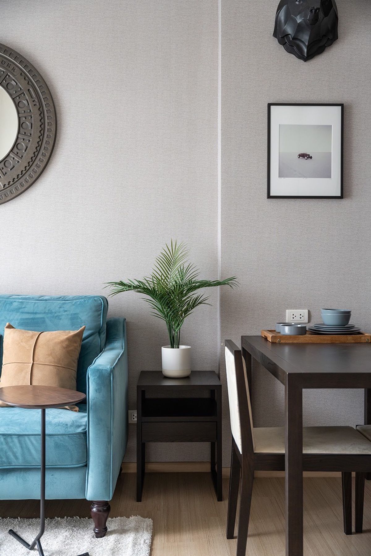 For RentCondoRama9, Petchburi, RCA :  ★ The capital Ekamai-Thonglor ★ 32 sq m., 12th floor (1 bedroom, 1bathroom), ★near department store EmQuartier★Near Central Rama 9★Airport Link and the Saen Saep Canal passenger boat is convenient ★ Complete with electrical appliances ★