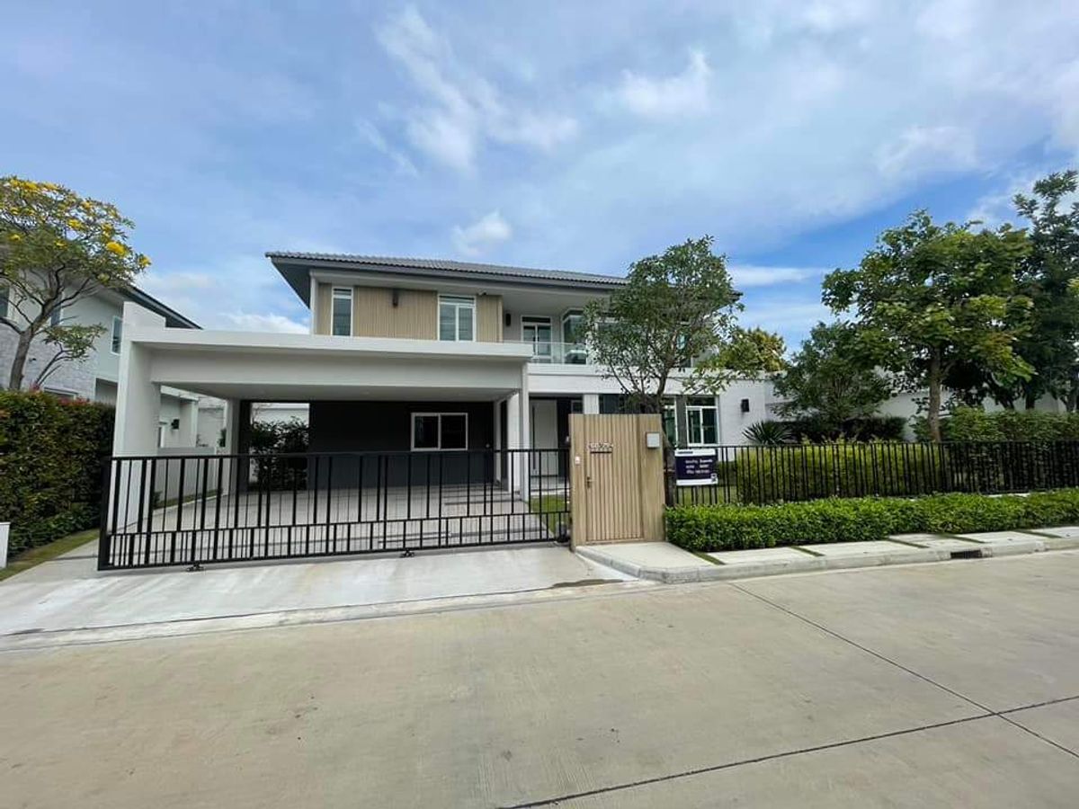 For RentHouseNonthaburi, Bang Yai, Bangbuathong : Detached house, corner of Westgate Village, on the main road near Central Westgate