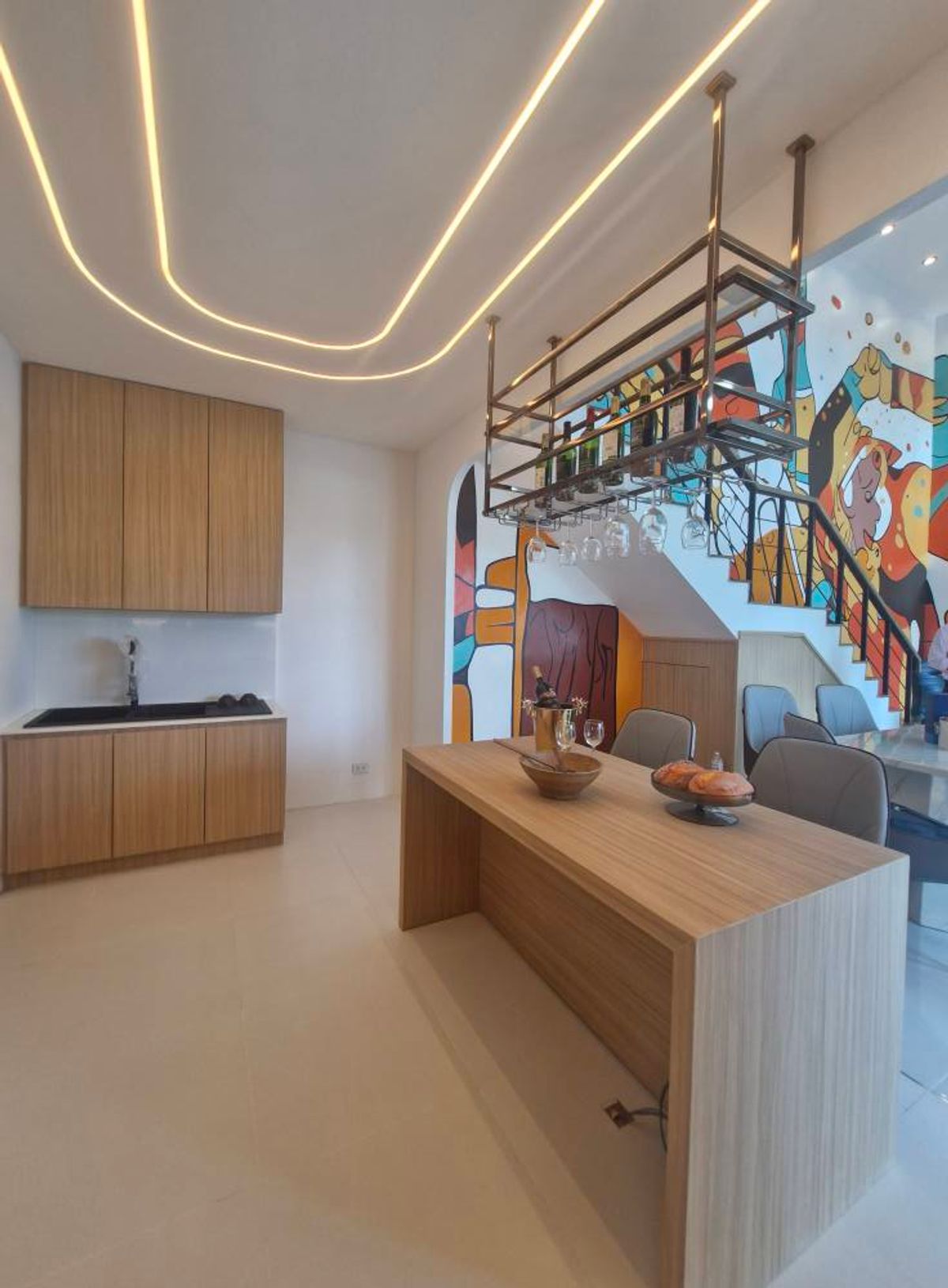 ขายพัทยา บางแสน ชลบุรี สัตหีบ : 🎉🏡 มายรูมพูลวิลล่า พัทยา สไตล์โมเดิร์น Luxury พร้อมสระว่ายน้ำส่วนตัว! ฟังก์ชัน 5 ห้องนอน! 💦