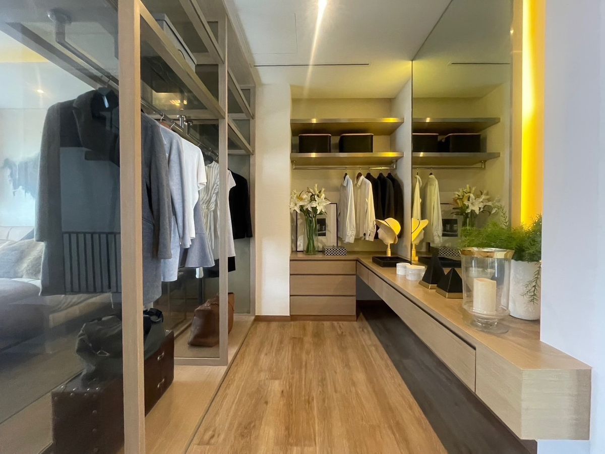 ขายทาวน์โฮมพระราม 9 เพชรบุรีตัดใหม่ RCA : AIRES Rama 9 : Modern Townhome 