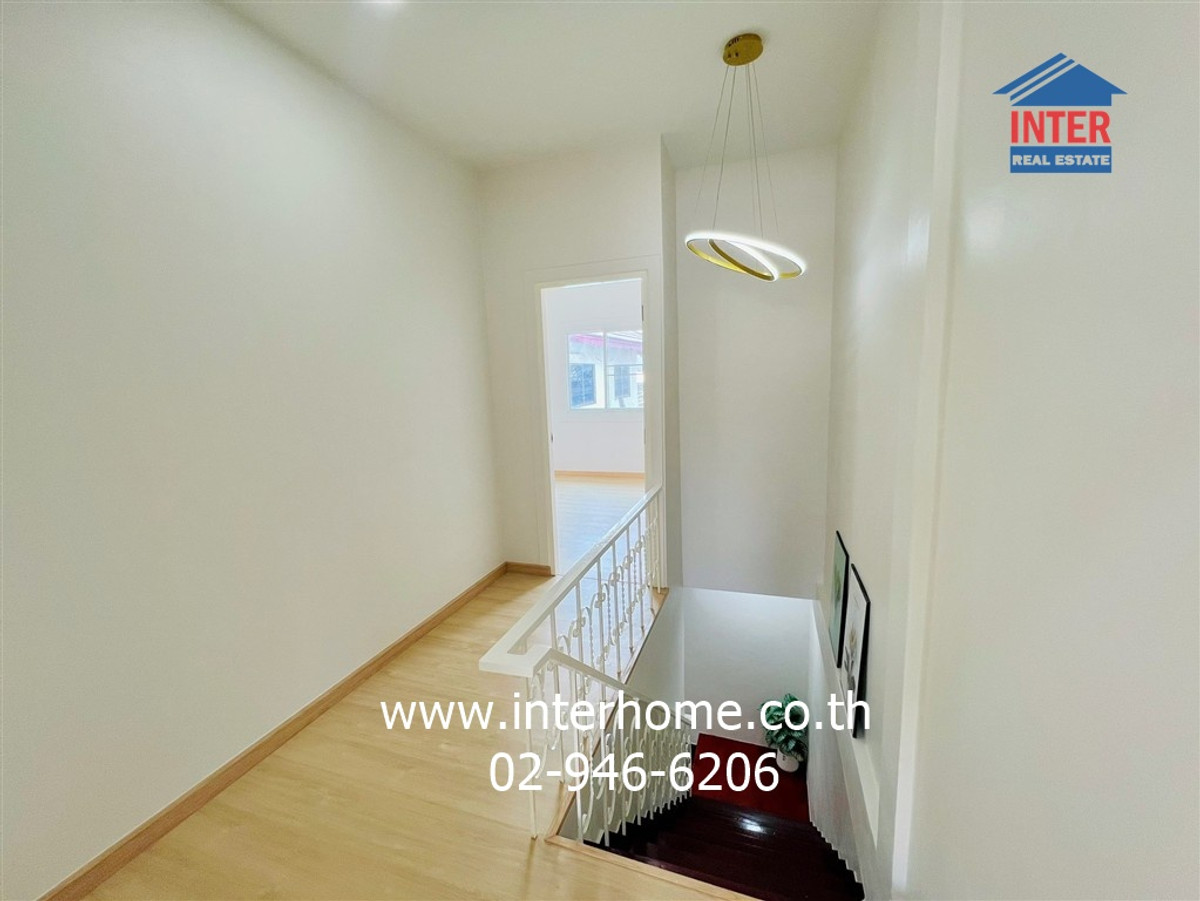 For SaleTownhomeSapankwai,Jatujak : Townhouse 2 floors, 20.2 sq.w., Yu Charoen Village Soi Inthamara 40 Vibhavadi Rangsit Road Ratchadaphisek Road, Din Daeng District, Bangkok