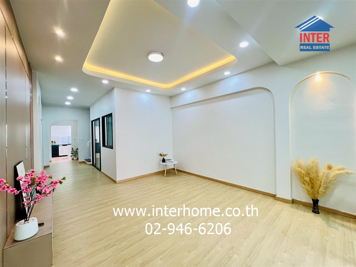 For SaleTownhomeSapankwai,Jatujak : Townhouse 2 floors, 20.2 sq.w., Yu Charoen Village Soi Inthamara 40 Vibhavadi Rangsit Road Ratchadaphisek Road, Din Daeng District, Bangkok