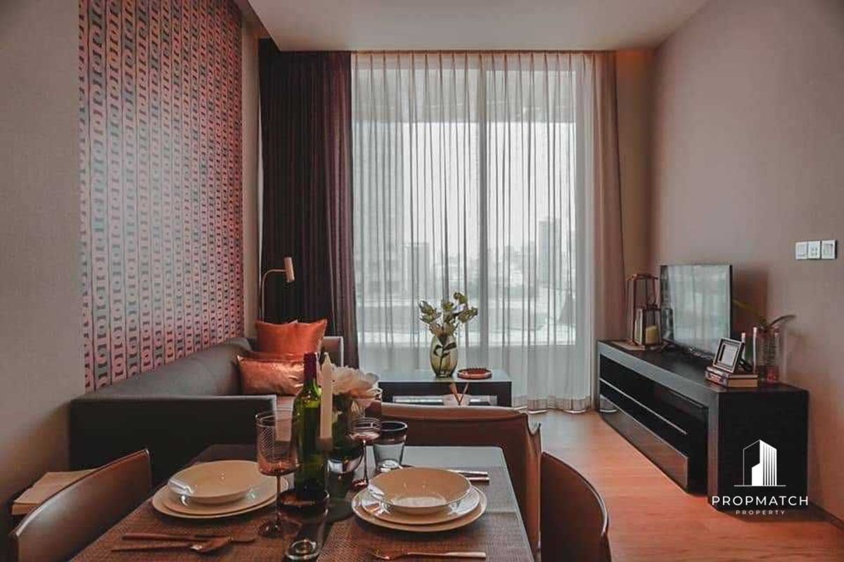 ให้เช่าคอนโดสีลม ศาลาแดง บางรัก : ✨Flash Deal ✨Saladaeng One(1Bed1Bath55SQM.) แต่งครบพร้อมอยู่ !! เพียง 50,000 บาทต่อเดือน Tel.0981315848 @propmatch