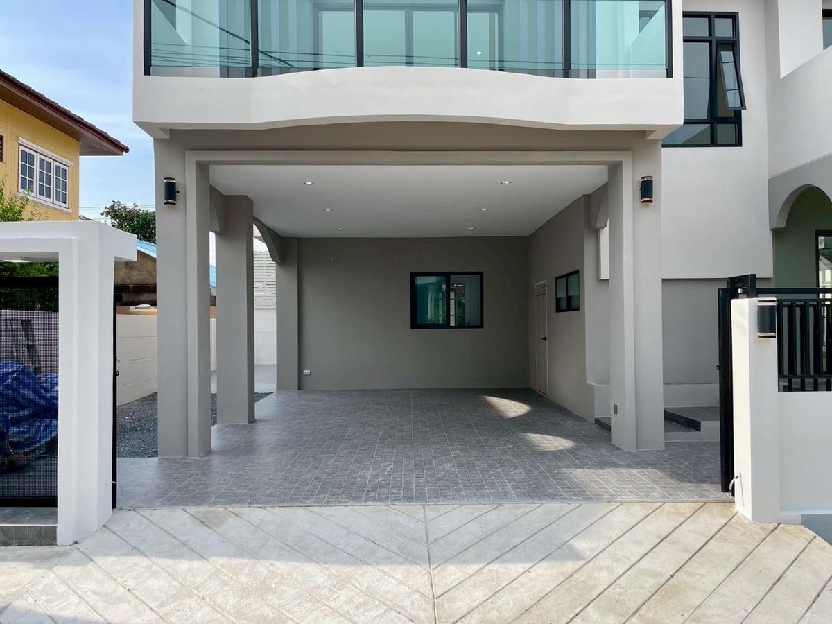 For SaleHouseSeri Thai, Ramkhamhaeng Nida : 🎉🏡 Special price! Re -house house #Preecha Village, Petch #Ramkhamhaeng 76, Gold Location, ready to move in! Free lying! ✨