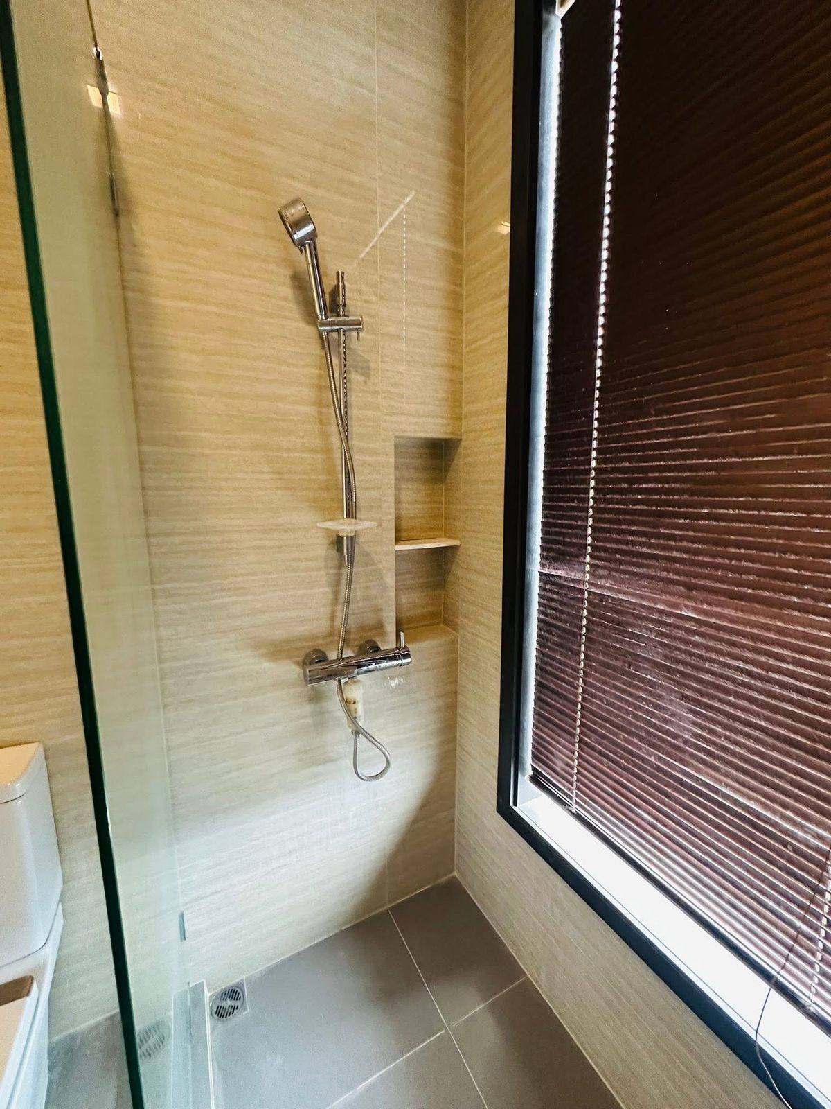 ให้เช่าคอนโดสะพานควาย จตุจักร : ให้เช่า 📍 M Jatujak 📍 เฟอร์นิเจอร์ และ เครื่องใช้ไฟฟ้าครบ ติด BTS&MRT สถานีหมอชิต สถานีสะพานควาย