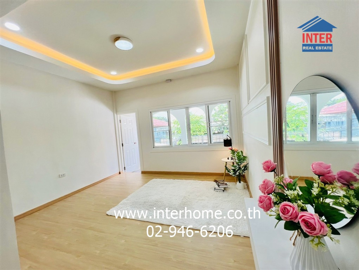 For SaleTownhomeSapankwai,Jatujak : Townhouse 2 floors, 20.2 sq.w., Yu Charoen Village Soi Inthamara 40 Vibhavadi Rangsit Road Ratchadaphisek Road, Din Daeng District, Bangkok