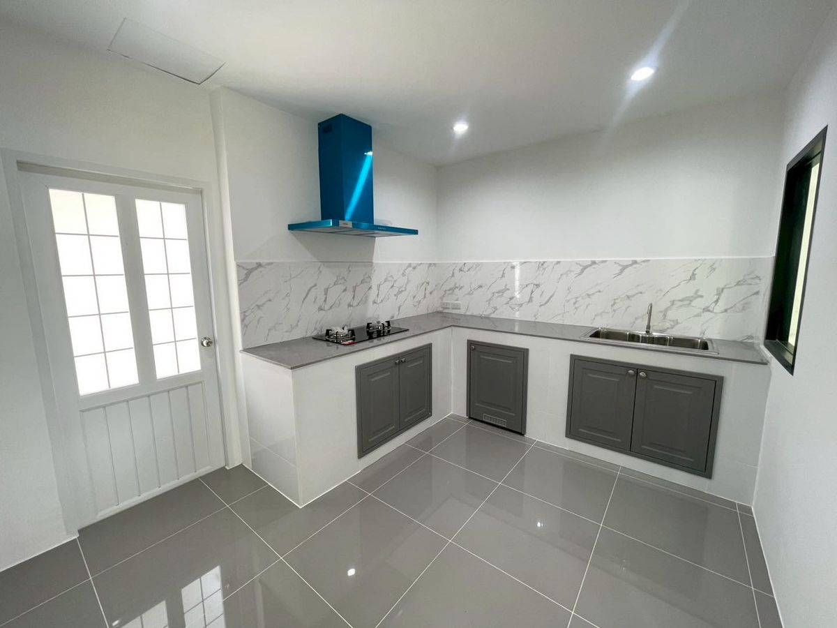 For SaleHouseSeri Thai, Ramkhamhaeng Nida : 🎉🏡 Special price! Re -house house #Preecha Village, Petch #Ramkhamhaeng 76, Gold Location, ready to move in! Free lying! ✨