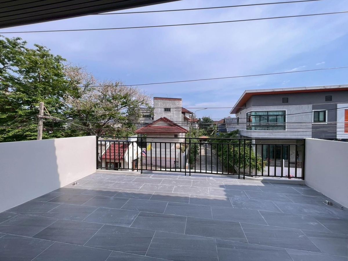 For SaleHouseSeri Thai, Ramkhamhaeng Nida : 🎉🏡 Special price! Re -house house #Preecha Village, Petch #Ramkhamhaeng 76, Gold Location, ready to move in! Free lying! ✨