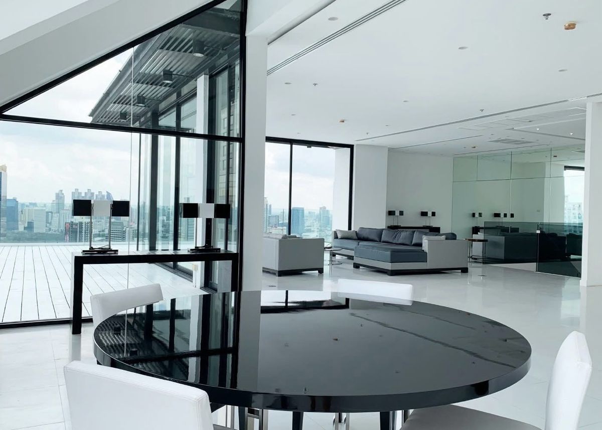 ขายคอนโดสาทร นราธิวาส : 🔥Sell at  sathorn gardens 🔥 3 bedroom 🔥 462 sq.m🔥 88,000,000 baht🔥