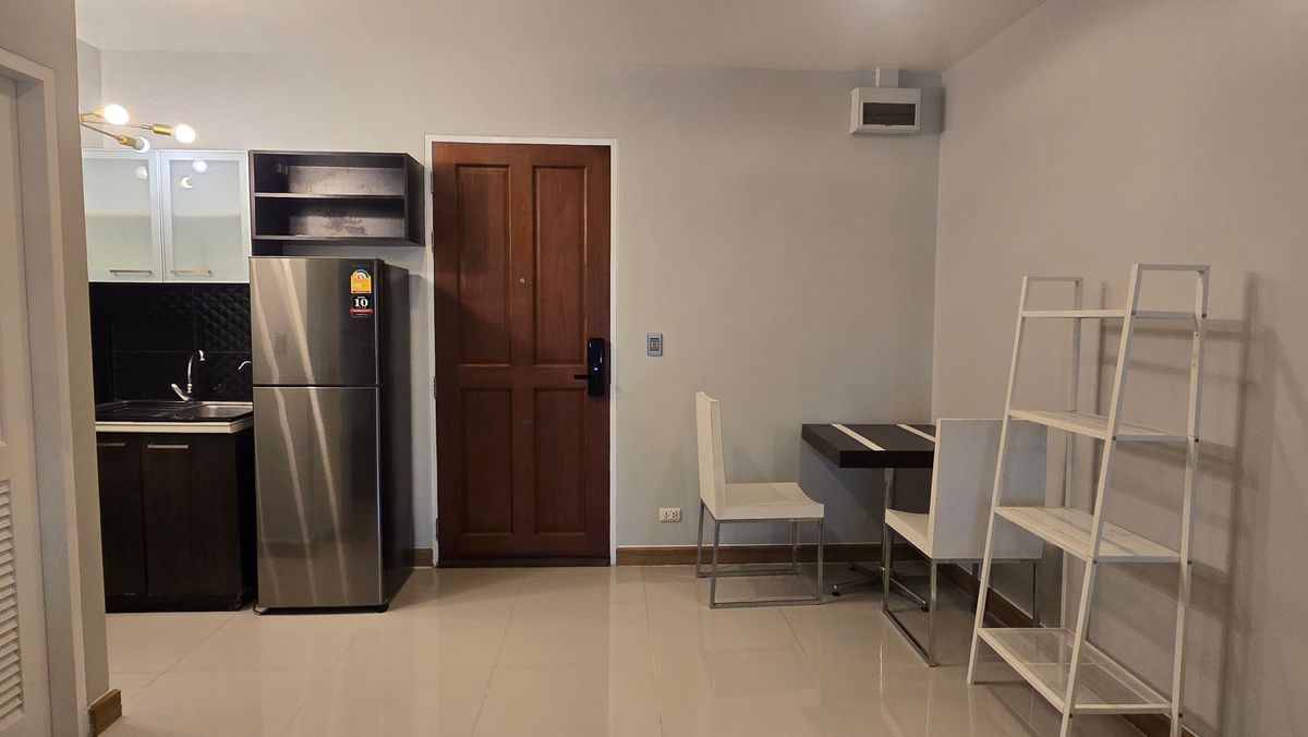 For RentCondoRatchathewi,Phayathai : 🔥For urgent rent🔥The Complete Ratchaprarop, beautiful room, ready to move in, near BTS Victory Monument❗