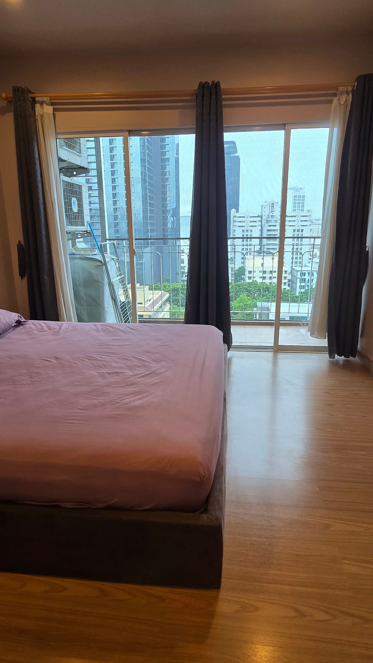For RentCondoRatchathewi,Phayathai : 🔥For urgent rent🔥The Complete Ratchaprarop, beautiful room, ready to move in, near BTS Victory Monument❗