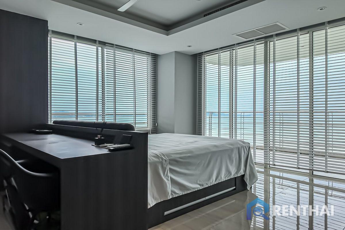 For SaleCondoPattaya, Bangsaen, Chonburi : Top-notch modern luxury condo with stunning Sea Views