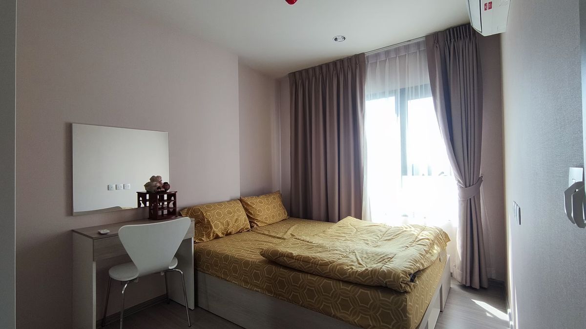 For RentCondoSamut Prakan,Samrong : CH01565 Condo for Aspire Erawan Prime condo that is very hot and the room is very fast. The room is empty at the end of the month. *Get reservations. *