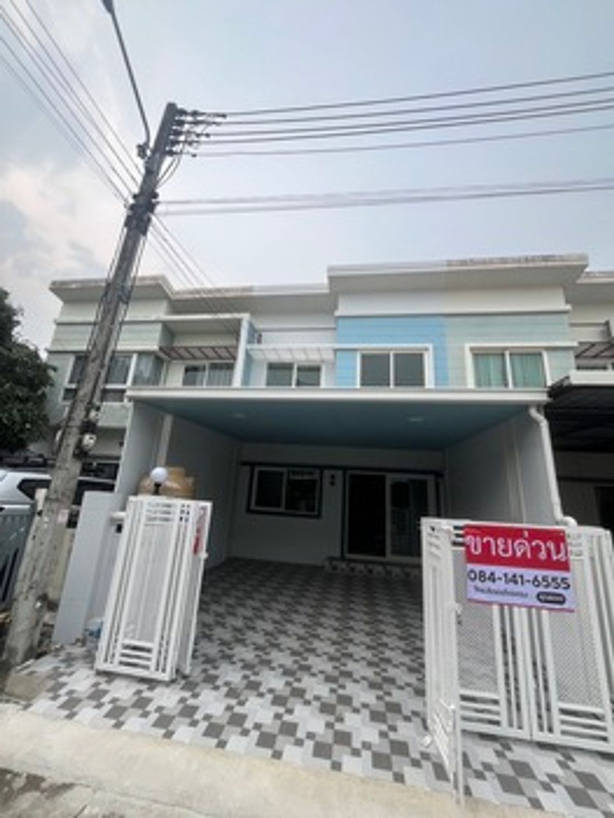 ขายทาวน์โฮมปทุมธานี รังสิต ธรรมศาสตร์ : ทาวน์เฮ้าส์ 2 ชั้น พร้อมอยู่! โครงการ โนโววิลล์ วงแหวน-ลำลูกกาคลอง 5 Novo Ville Wongwaen - Lam Luk Ka Klong 5 ต.บึงคำพร้อย อ.ลำลูกกา จ.ปทุมธานี (ราคา 2,000,000 บาท)