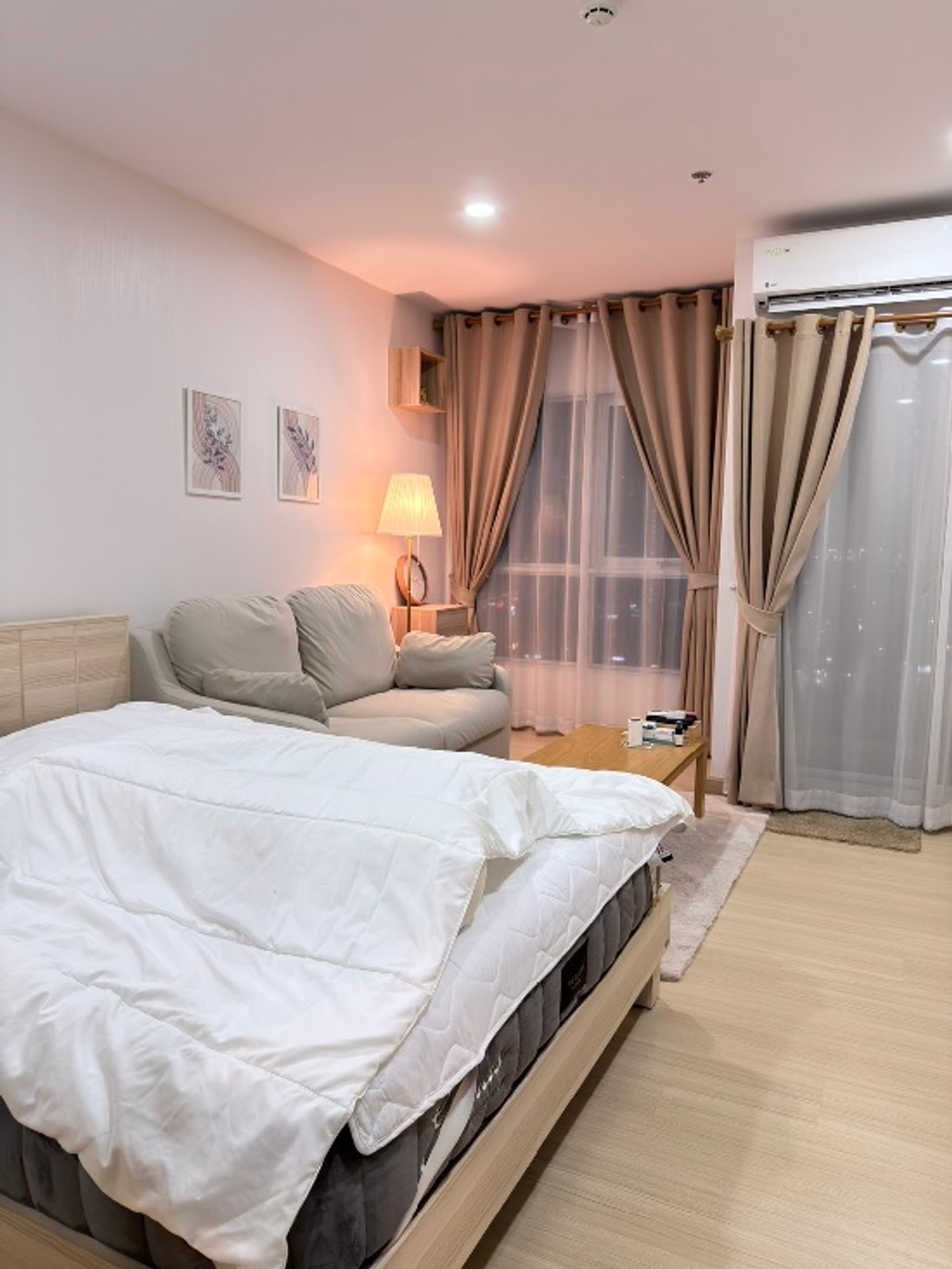 ให้เช่าคอนโดบางแค เพชรเกษม : ให้เช่า 10,000 ( สตูดิโอ ) *รหัส PS191278 ( ศุภาลัย เวอเรนด้า สถานีภาษีเจริญ ) !! ใกล้สถานีรถไฟฟ้าภาษีเจริญ * โบ๊ท 088-398-3835