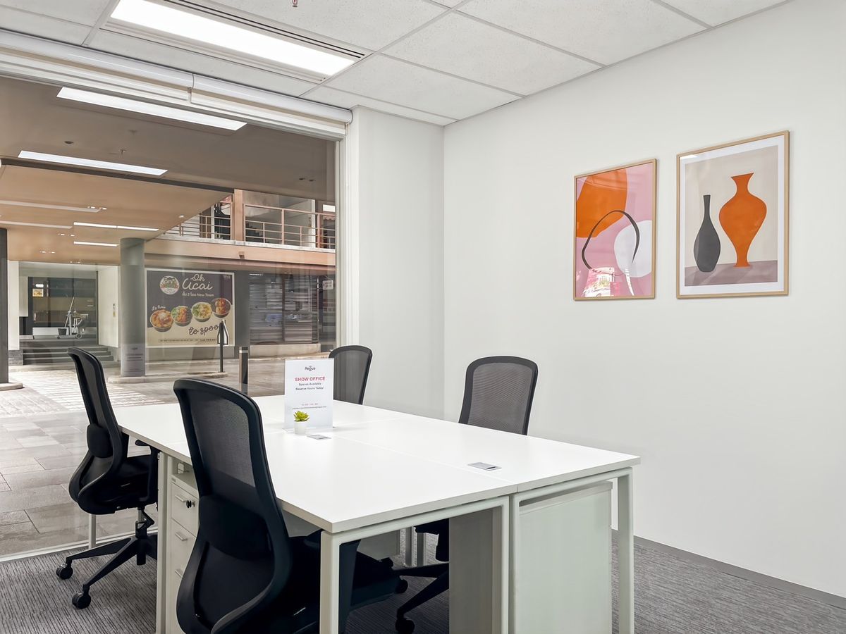 ให้เช่าสำนักงานศรีราชา แหลมฉบัง บ้านบึง : พื้นที่สำนักงาน – Regus J-Park Nihon Mura ศูนย์การค้าสไตล์ญี่ปุ่นใจกลางศรีราชา ตั้งอยู่ติดถนนมอเตอร์เวย์ เดินทางสะดวกเชื่อมต่อกรุงเทพฯ และชลบุรีได้อย่างง่ายดาย